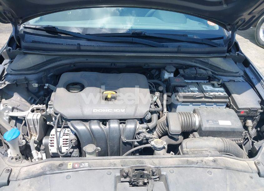 Photo 10 of 2018 Hyundai Elantra SE (VIN 5NPD74LF8JH347388)