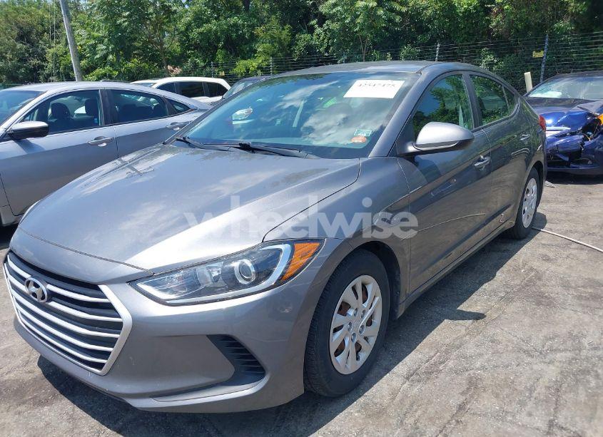 Photo 2 of 2018 Hyundai Elantra SE (VIN 5NPD74LF8JH347388)