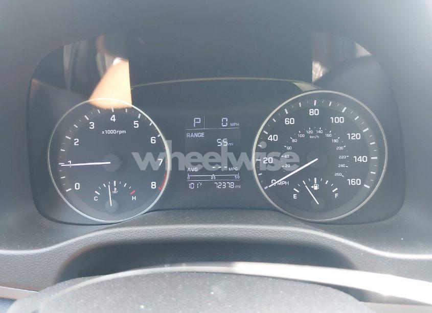 Photo 7 of 2018 Hyundai Elantra SE (VIN 5NPD74LF8JH347388)