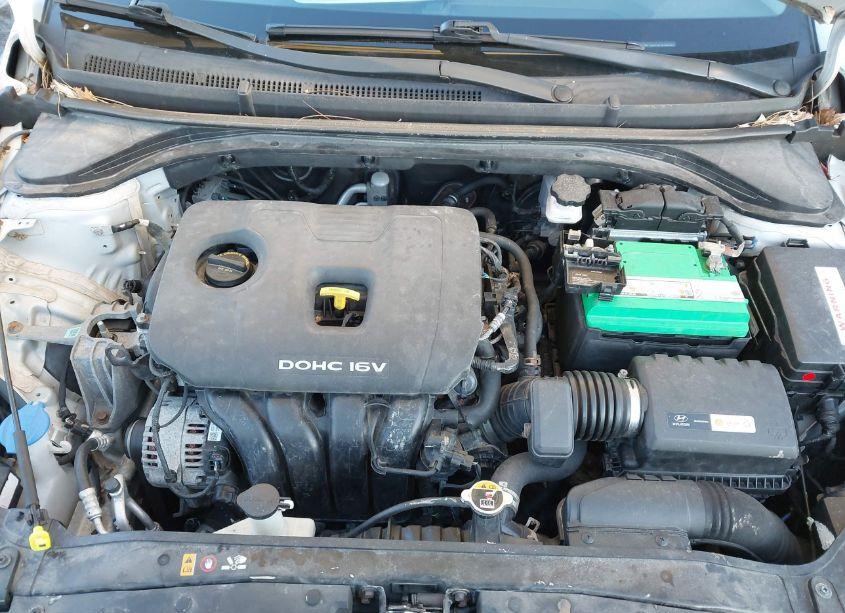 Photo 10 of 2018 Hyundai Elantra SE (VIN 5NPD74LF8JH355314)