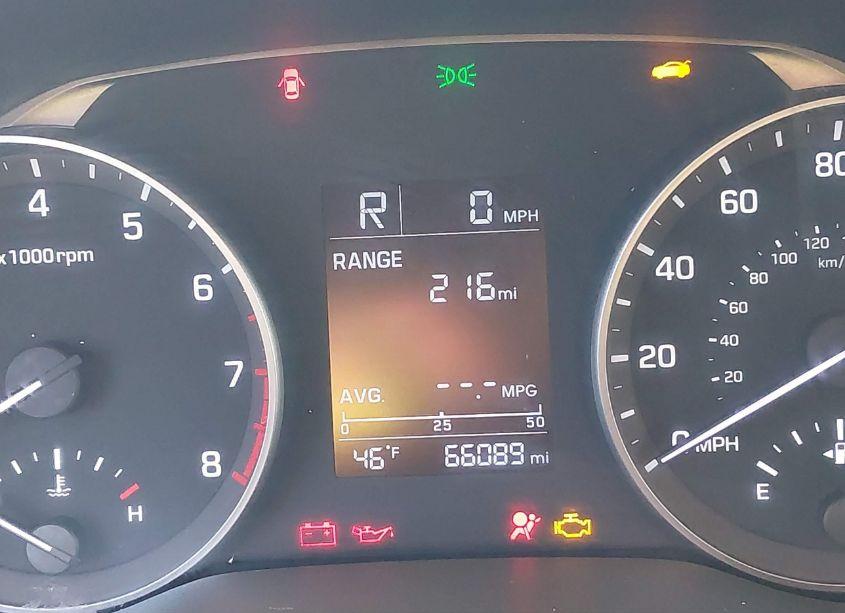 Photo 16 of 2018 Hyundai Elantra SE (VIN 5NPD74LF8JH355314)