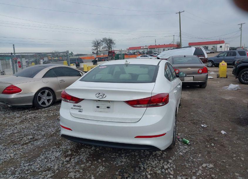 Photo 15 of 2018 Hyundai Elantra SE (VIN 5NPD74LF8JH378690)