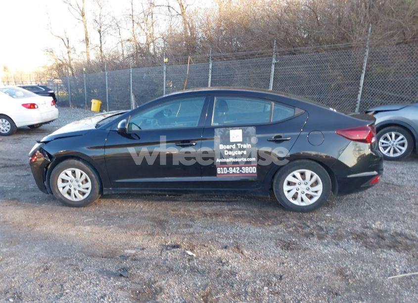 Photo 15 of 2019 Hyundai Elantra SE (VIN 5NPD74LF8KH424701)