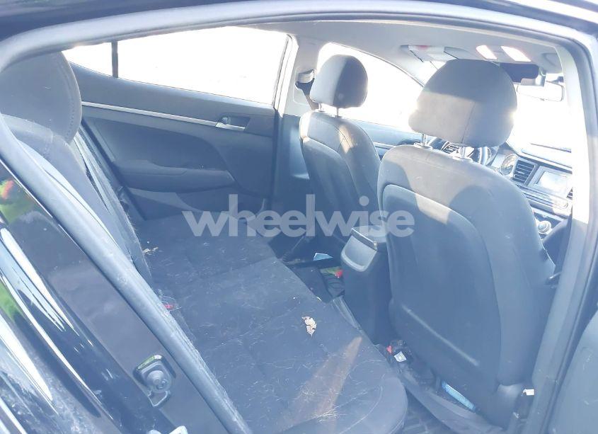 Photo 8 of 2019 Hyundai Elantra SE (VIN 5NPD74LF8KH424701)