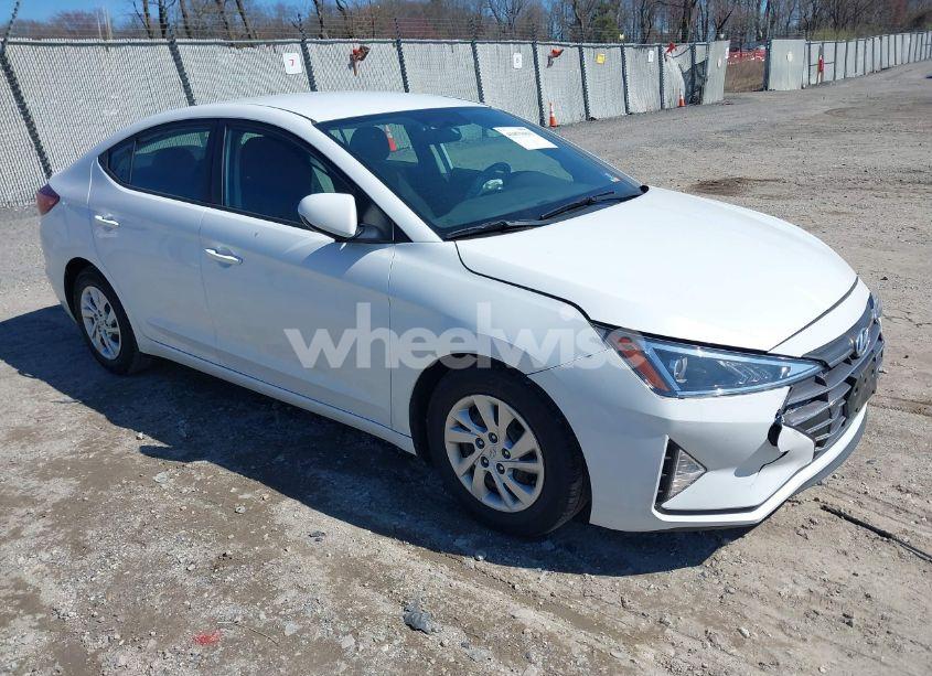 2019 Hyundai Elantra SE (VIN 5NPD74LF8KH474546) main photo