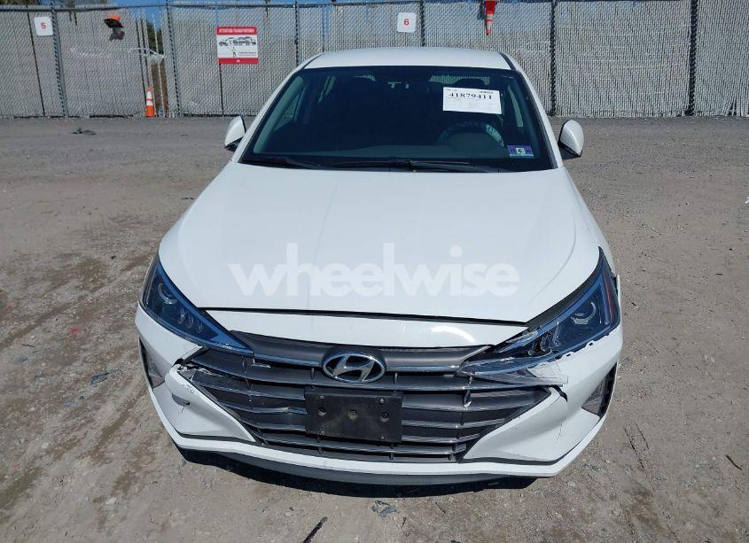 Photo 12 of 2019 Hyundai Elantra SE (VIN 5NPD74LF8KH474546)
