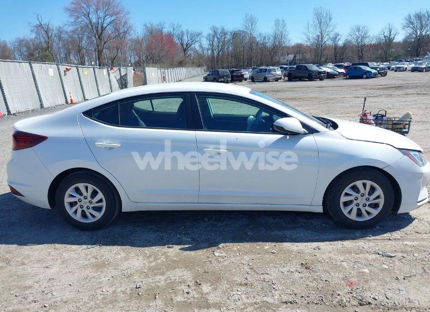 Photo 13 of 2019 Hyundai Elantra SE (VIN 5NPD74LF8KH474546)