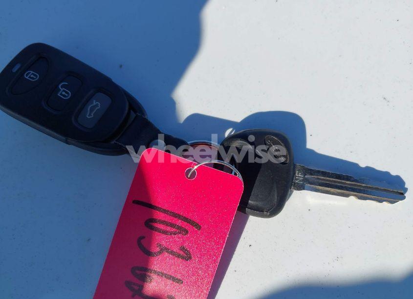 Photo 11 of 2020 Hyundai Elantra SE (VIN 5NPD74LF8LH503982)