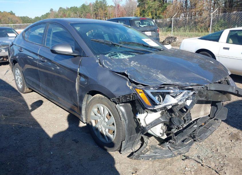 2020 Hyundai Elantra SE (VIN 5NPD74LF8LH513296) main photo