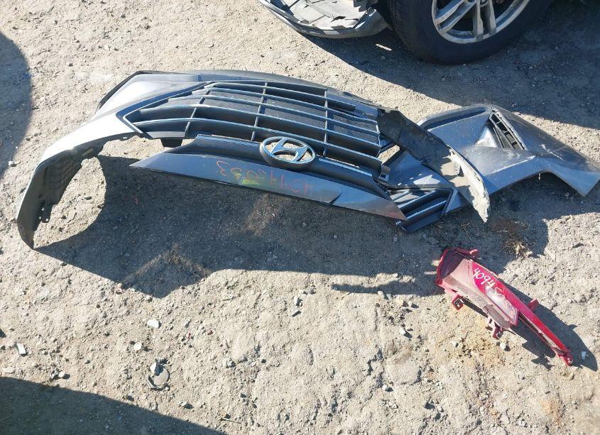 Photo 10 of 2020 Hyundai Elantra SE (VIN 5NPD74LF8LH513296)