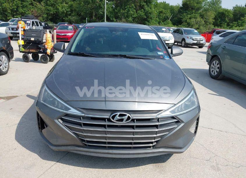 Photo 12 of 2020 Hyundai Elantra SE (VIN 5NPD74LF8LH538120)