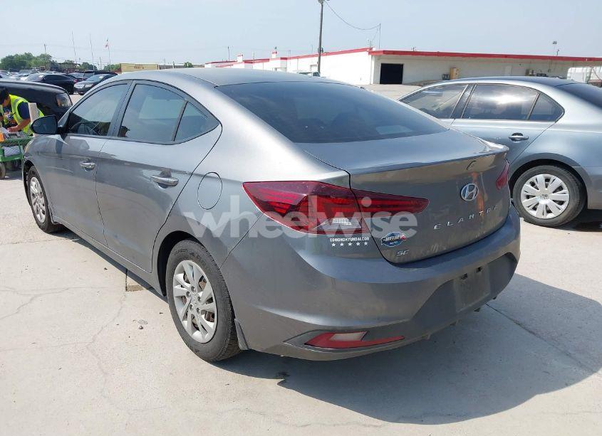Photo 3 of 2020 Hyundai Elantra SE (VIN 5NPD74LF8LH538120)