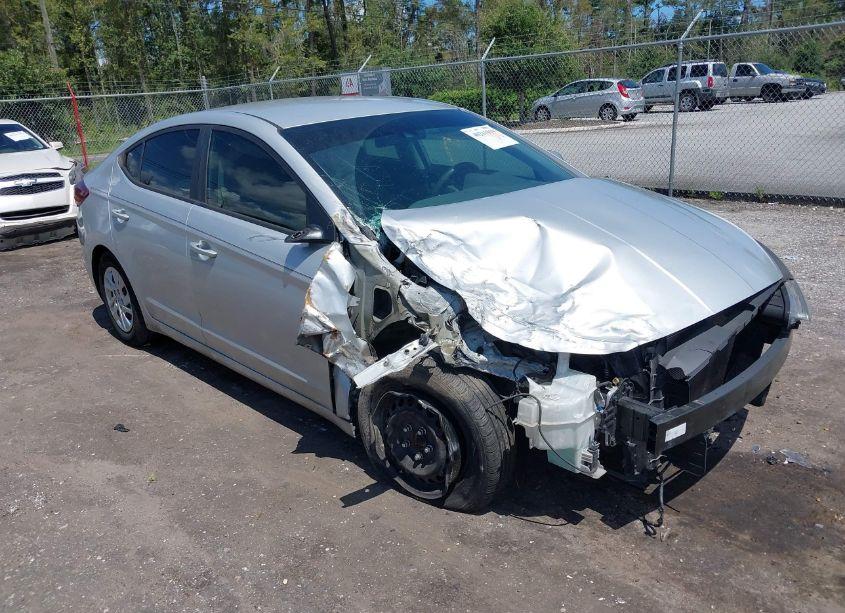 2020 Hyundai Elantra SE (VIN 5NPD74LF8LH539736) main photo