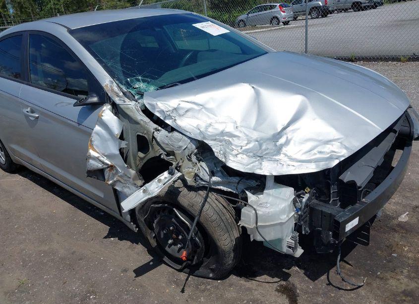 Photo 6 of 2020 Hyundai Elantra SE (VIN 5NPD74LF8LH539736)