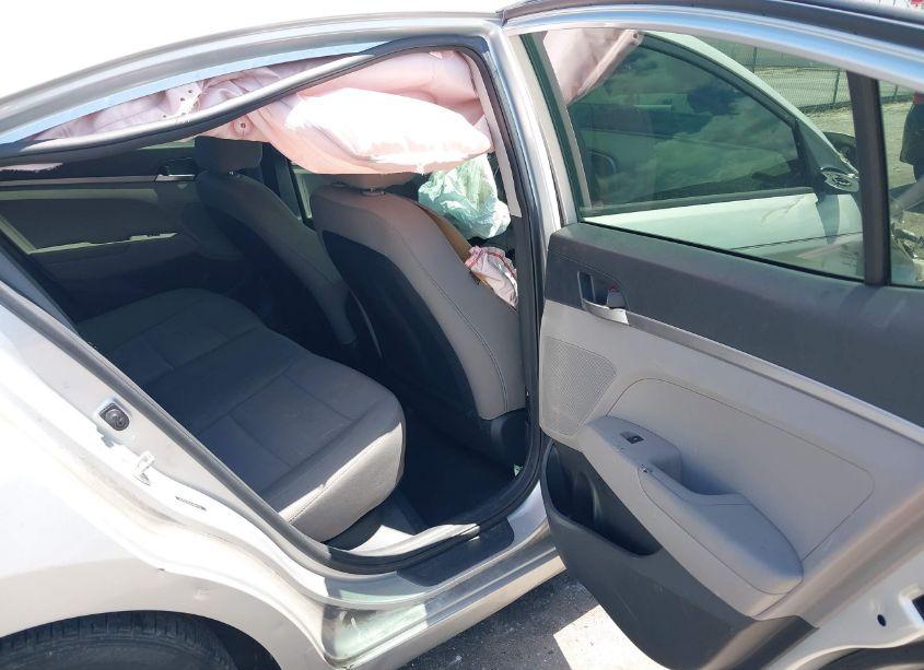 Photo 8 of 2020 Hyundai Elantra SE (VIN 5NPD74LF8LH539736)