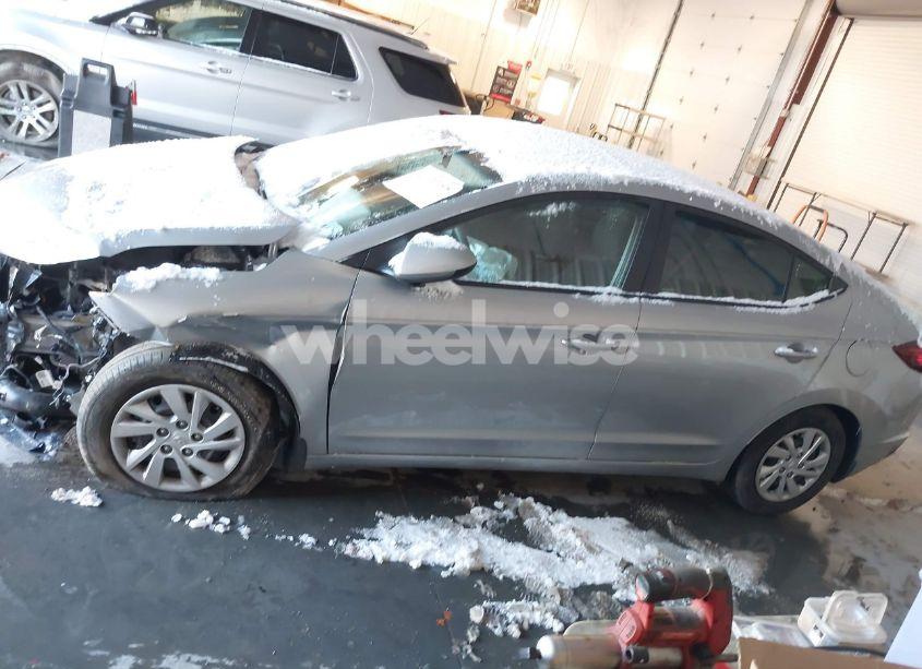 Photo 14 of 2020 Hyundai Elantra SE (VIN 5NPD74LF8LH589472)