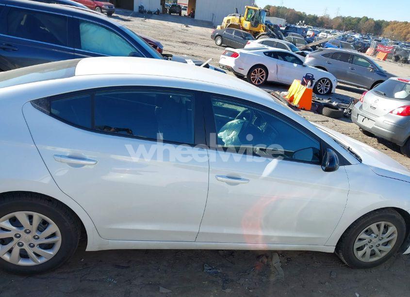 Photo 13 of 2020 Hyundai Elantra SE (VIN 5NPD74LF8LH596356)