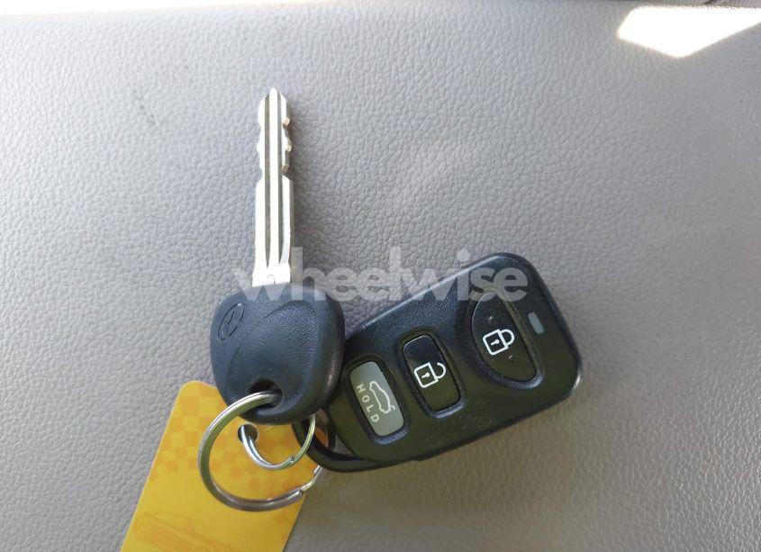 Photo 11 of 2017 Hyundai Elantra SE (VIN 5NPD74LF9HH063987)