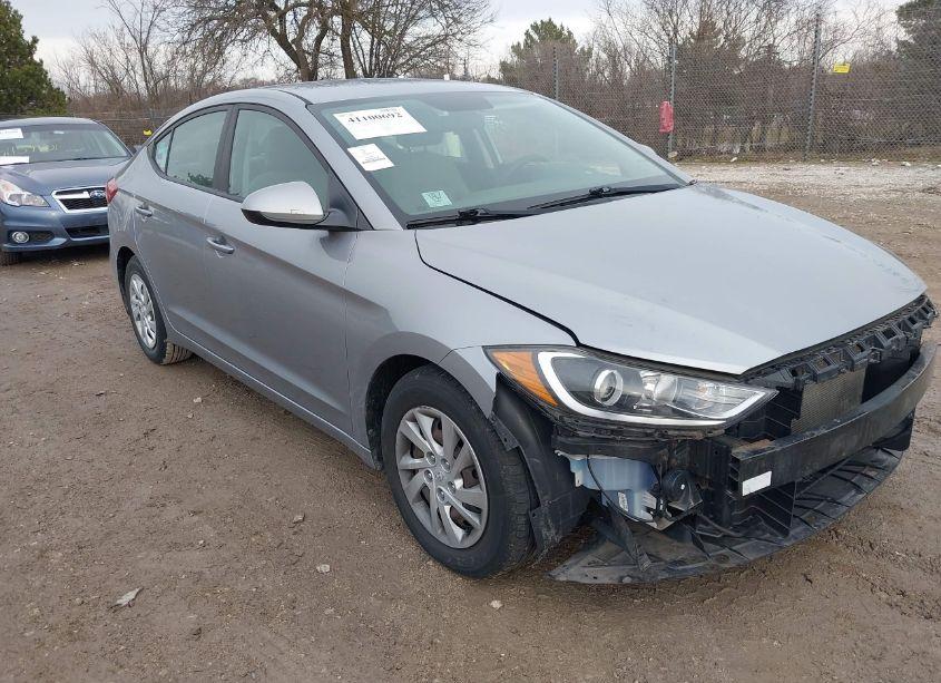 2017 Hyundai Elantra SE (VIN 5NPD74LF9HH070485) main photo