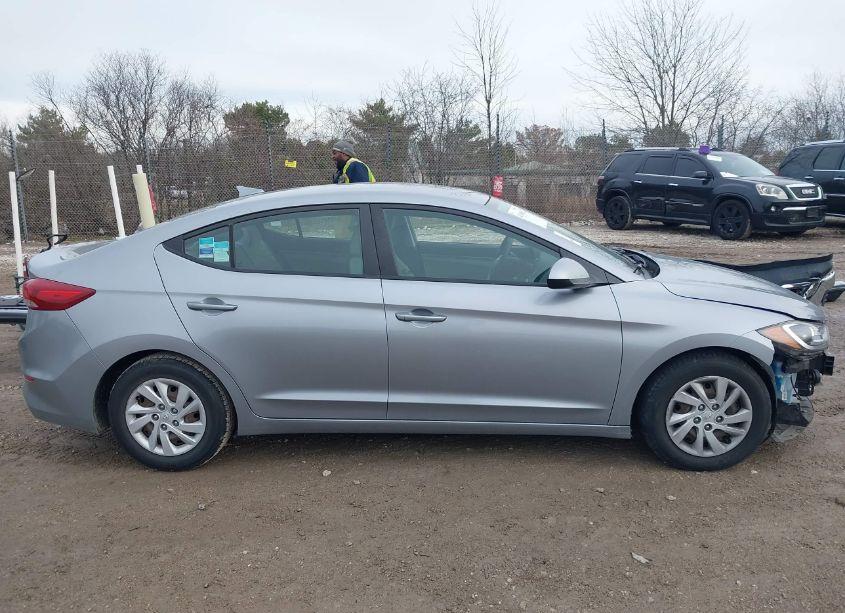 Photo 14 of 2017 Hyundai Elantra SE (VIN 5NPD74LF9HH070485)