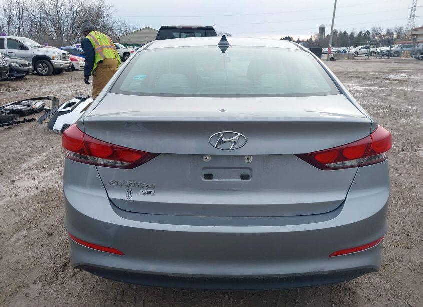 Photo 17 of 2017 Hyundai Elantra SE (VIN 5NPD74LF9HH070485)