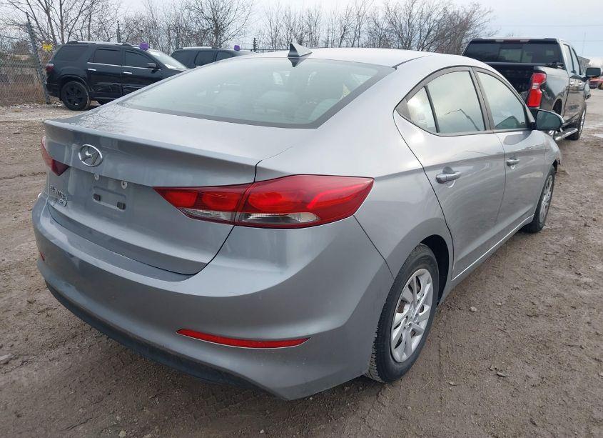Photo 4 of 2017 Hyundai Elantra SE (VIN 5NPD74LF9HH070485)