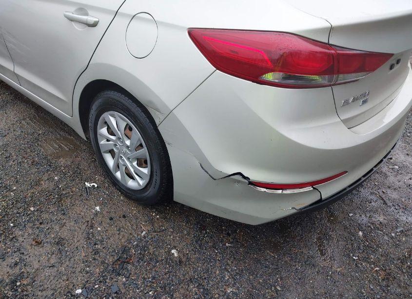 Photo 19 of 2017 Hyundai Elantra SE (VIN 5NPD74LF9HH101640)