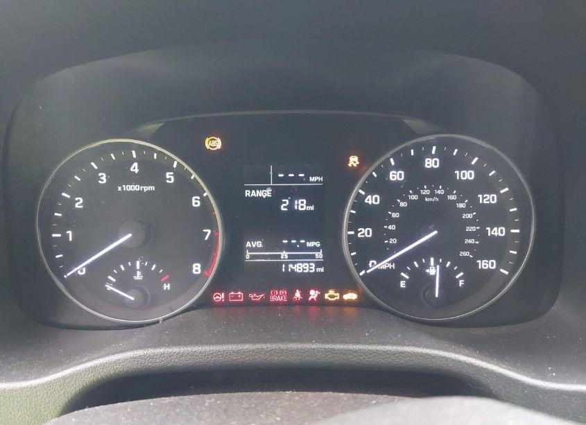 Photo 7 of 2017 Hyundai Elantra SE (VIN 5NPD74LF9HH101640)