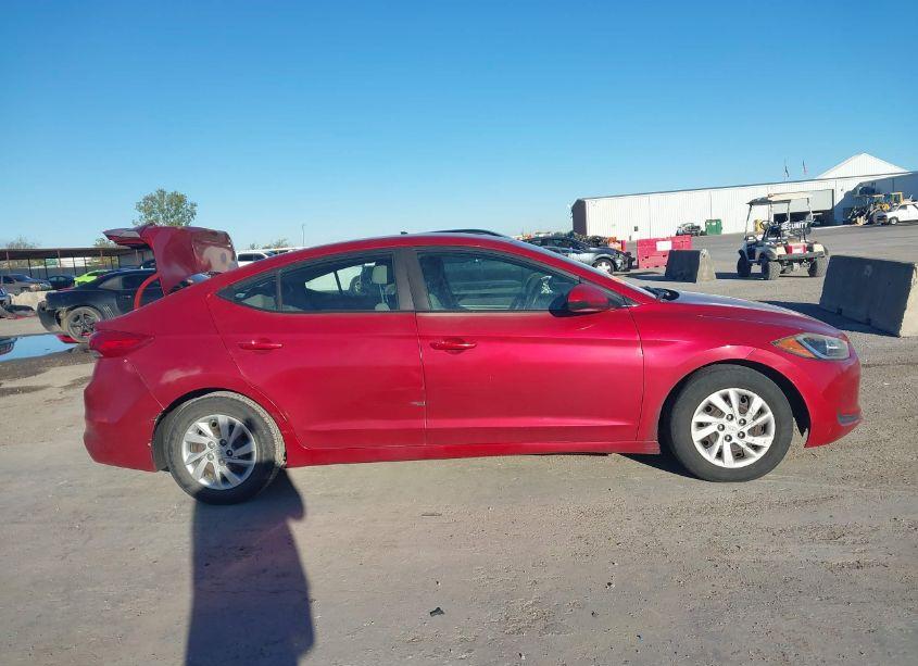 Photo 13 of 2017 Hyundai Elantra SE (VIN 5NPD74LF9HH104022)