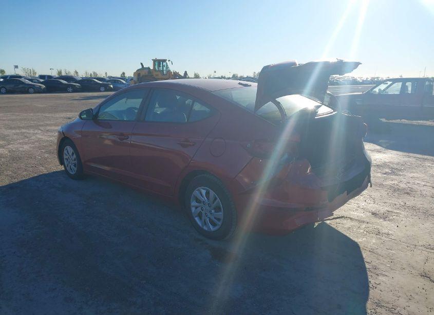 Photo 3 of 2017 Hyundai Elantra SE (VIN 5NPD74LF9HH104022)