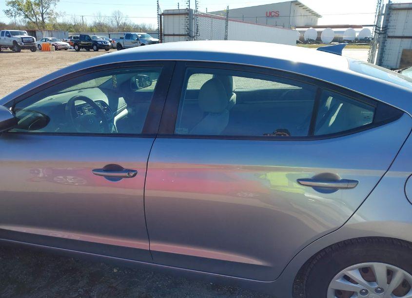 Photo 15 of 2017 Hyundai Elantra SE (VIN 5NPD74LF9HH137179)