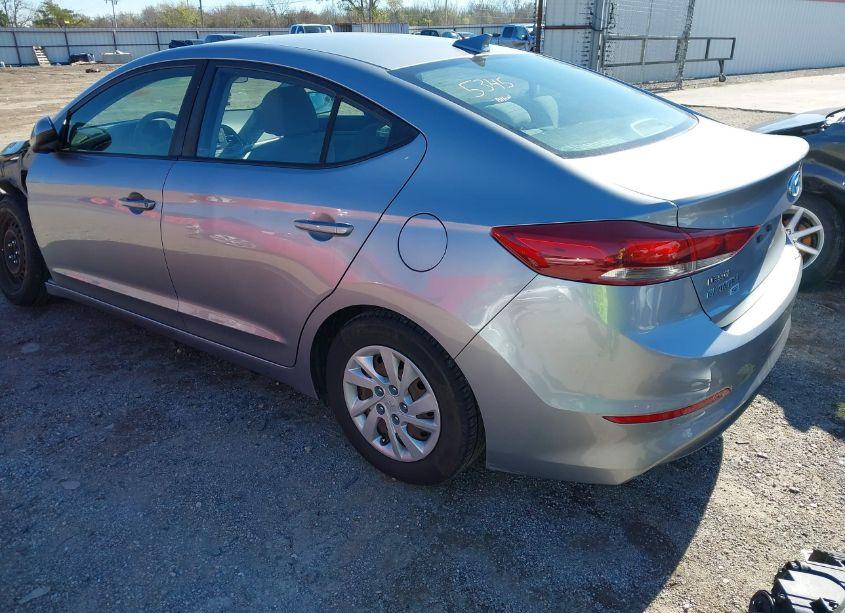 Photo 3 of 2017 Hyundai Elantra SE (VIN 5NPD74LF9HH137179)