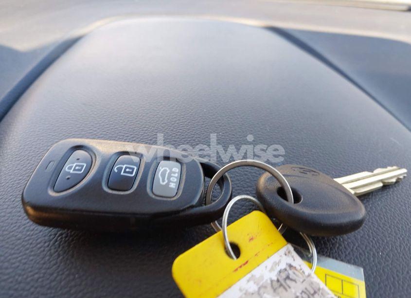 Photo 11 of 2017 Hyundai Elantra SE (VIN 5NPD74LF9HH137621)