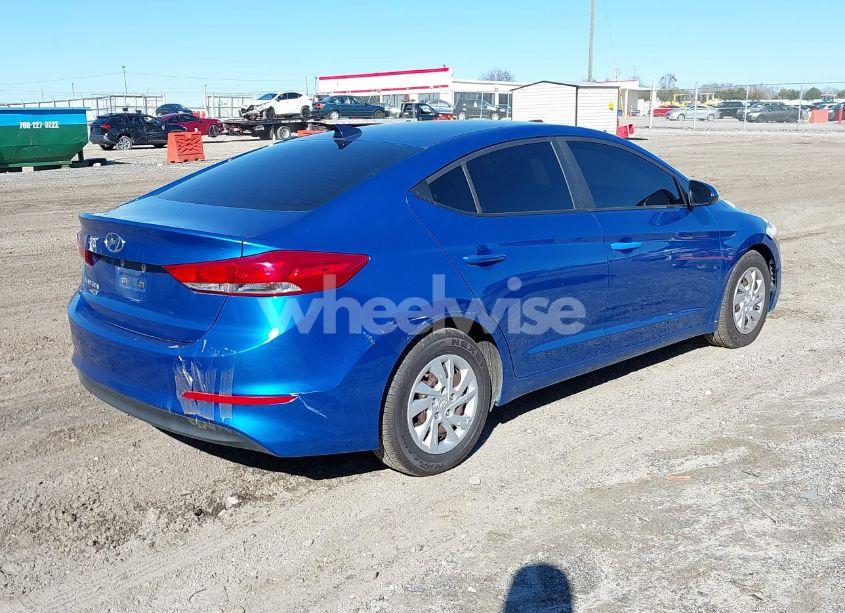 Photo 4 of 2017 Hyundai Elantra SE (VIN 5NPD74LF9HH137621)