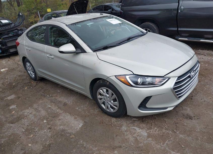 2017 Hyundai Elantra SE (VIN 5NPD74LF9HH140650) main photo