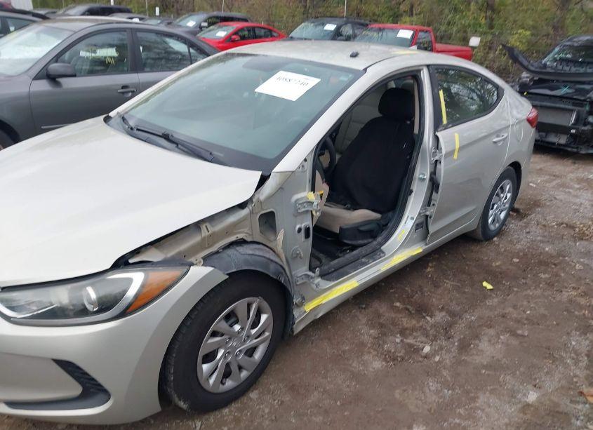 Photo 6 of 2017 Hyundai Elantra SE (VIN 5NPD74LF9HH140650)