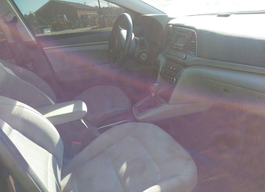 Photo 5 of 2017 Hyundai Elantra SE (VIN 5NPD74LF9HH140812)