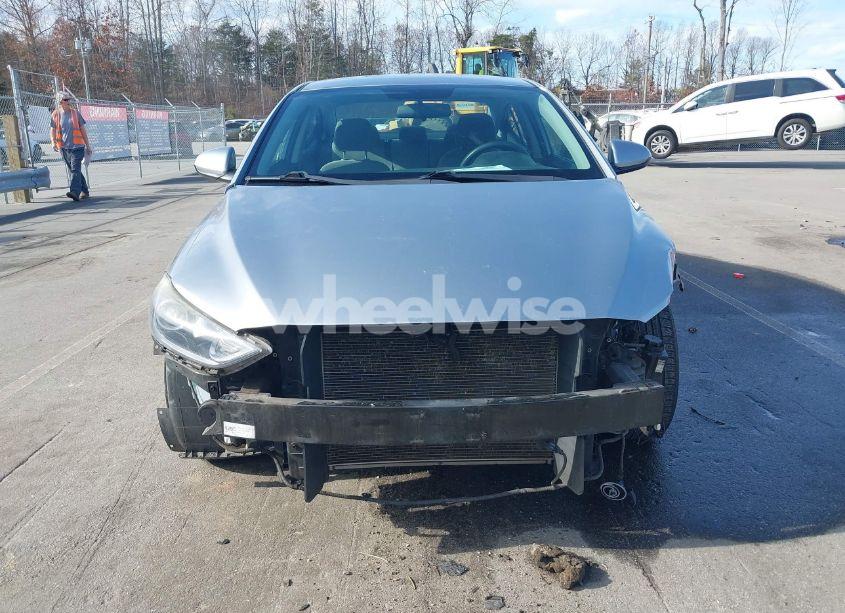 Photo 12 of 2017 Hyundai Elantra SE (VIN 5NPD74LF9HH197169)