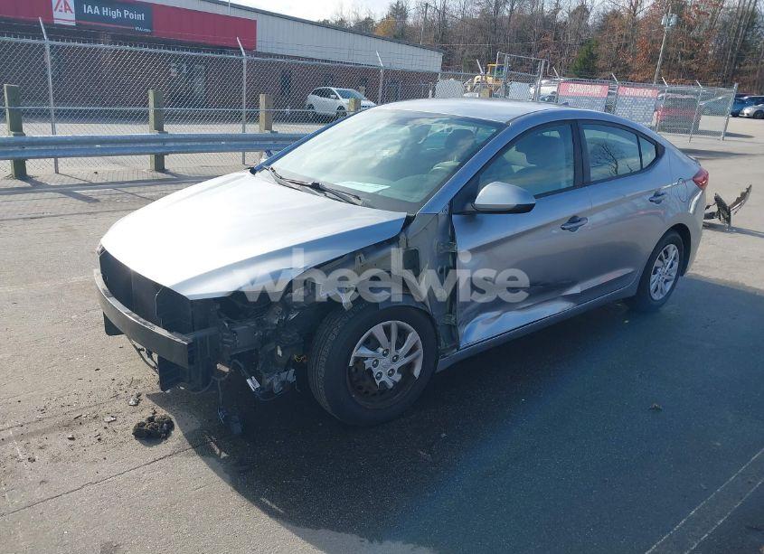 Photo 2 of 2017 Hyundai Elantra SE (VIN 5NPD74LF9HH197169)