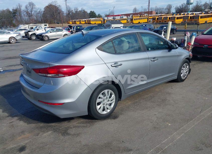 Photo 4 of 2017 Hyundai Elantra SE (VIN 5NPD74LF9HH197169)