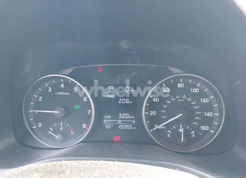 Photo 7 of 2017 Hyundai Elantra SE (VIN 5NPD74LF9HH197169)