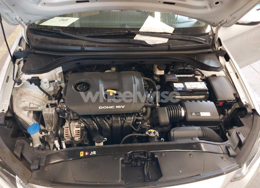 Photo 10 of 2017 Hyundai Elantra SE (VIN 5NPD74LF9HH201852)