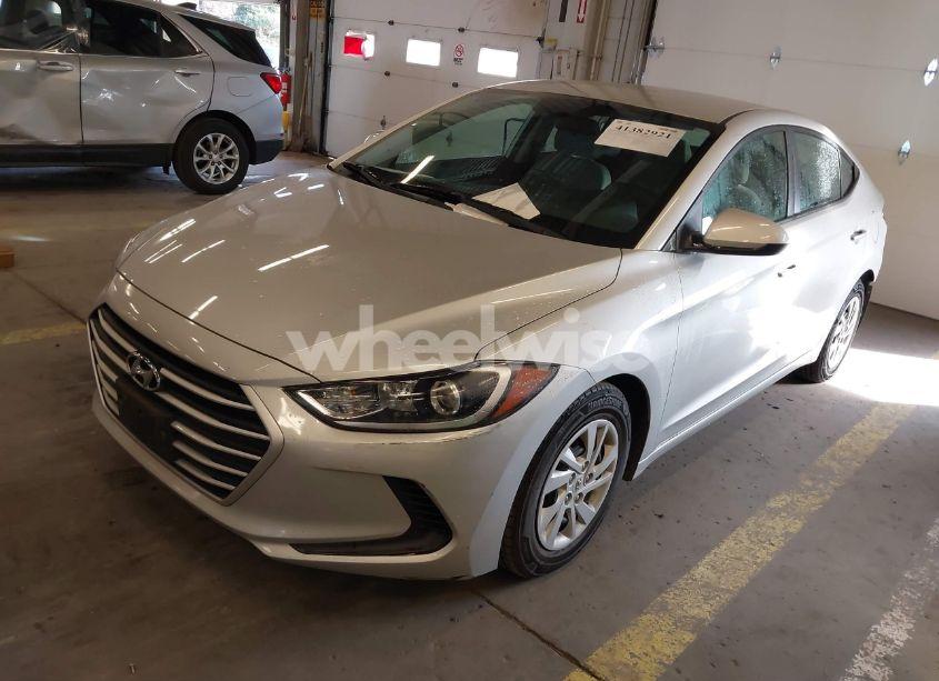 Photo 2 of 2017 Hyundai Elantra SE (VIN 5NPD74LF9HH201852)