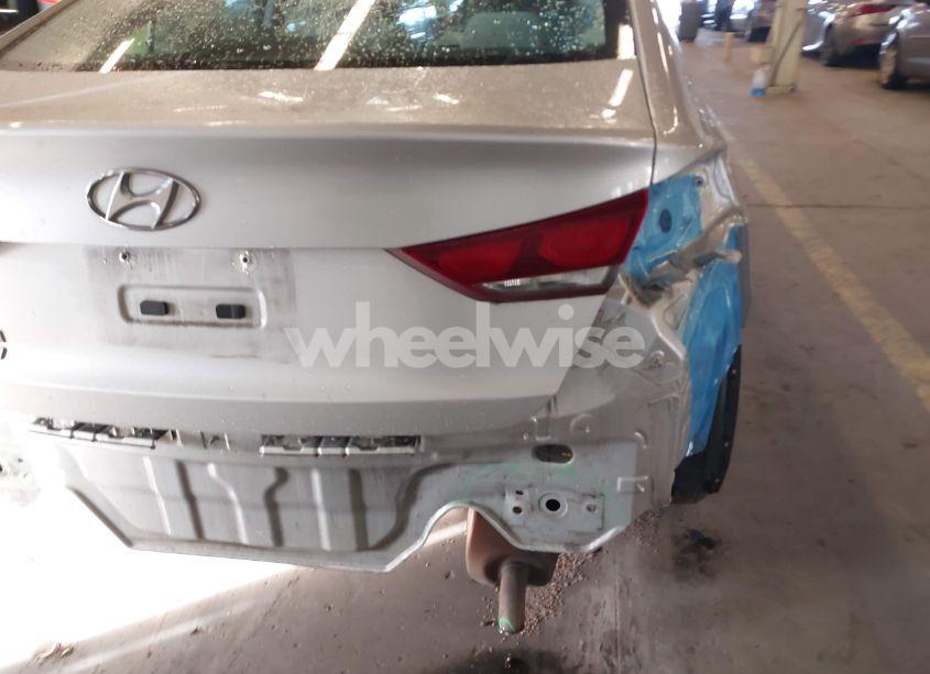 Photo 21 of 2017 Hyundai Elantra SE (VIN 5NPD74LF9HH201852)