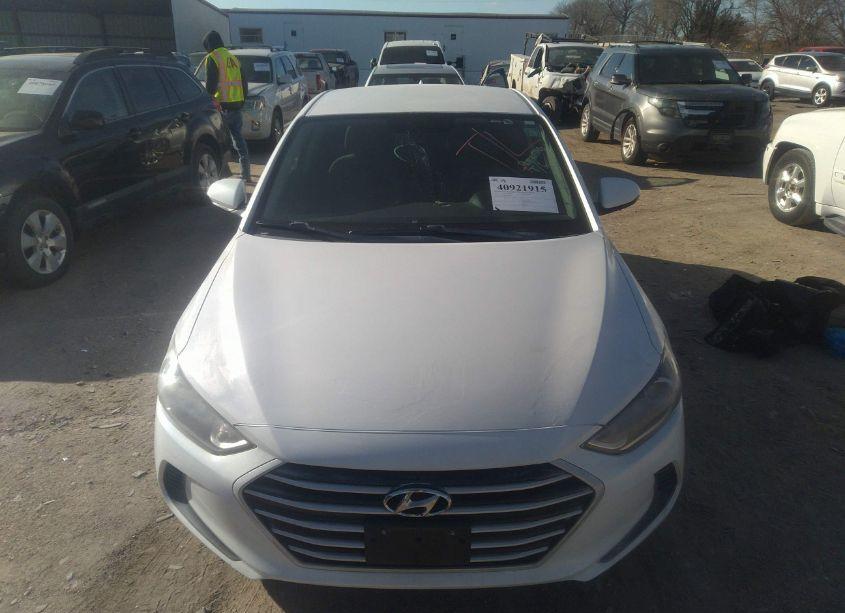 Photo 12 of 2017 Hyundai Elantra SE (VIN 5NPD74LF9HH204704)