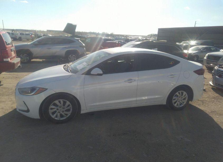 Photo 14 of 2017 Hyundai Elantra SE (VIN 5NPD74LF9HH204704)