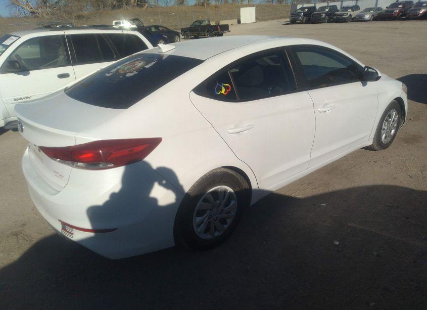 Photo 4 of 2017 Hyundai Elantra SE (VIN 5NPD74LF9HH204704)