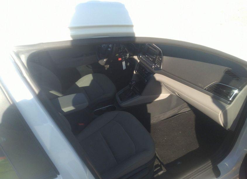 Photo 5 of 2017 Hyundai Elantra SE (VIN 5NPD74LF9HH204704)