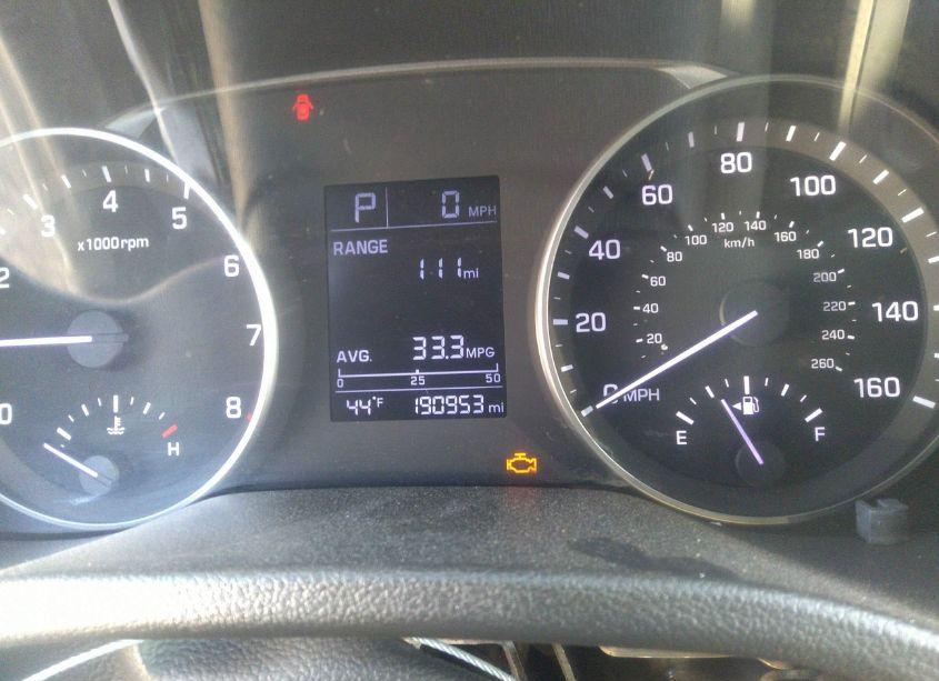 Photo 7 of 2017 Hyundai Elantra SE (VIN 5NPD74LF9HH204704)