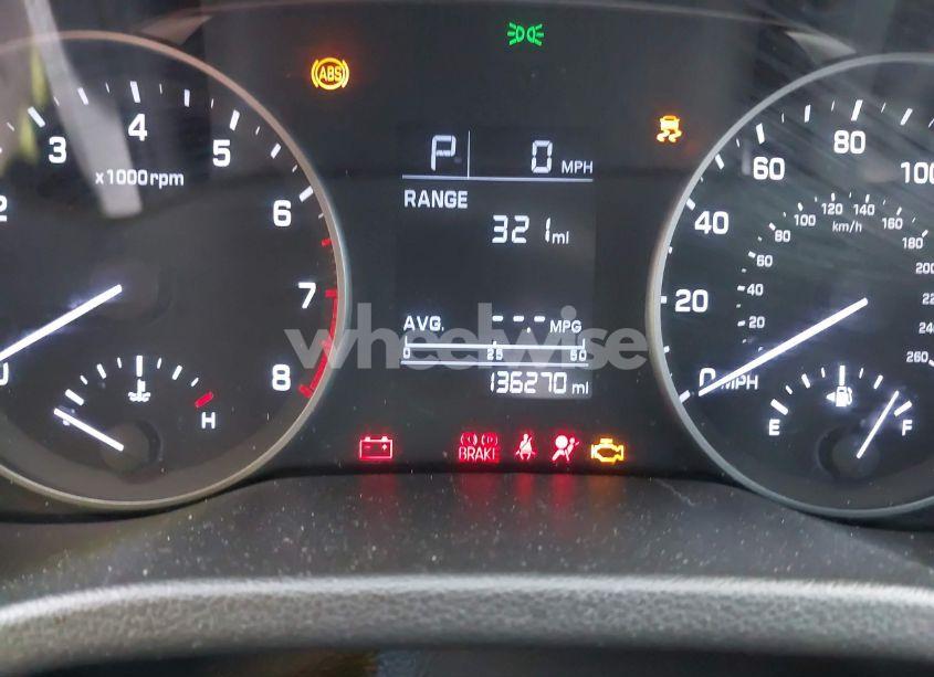 Photo 15 of 2018 Hyundai Elantra SE (VIN 5NPD74LF9JH289808)